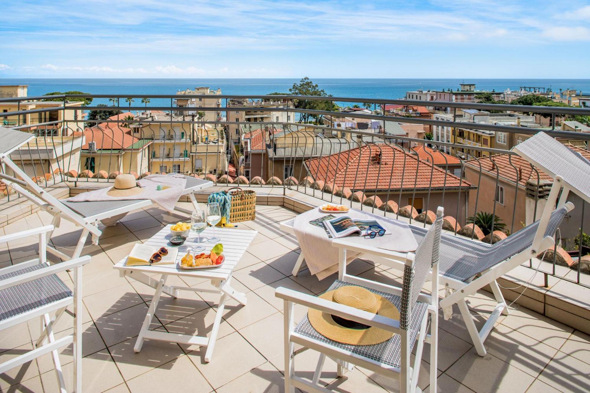 Hotel Tritone Лаїгуелья Екстер'єр фото